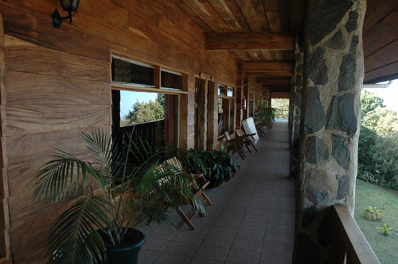 cr_dag5_005.JPG - Heliconia hotel in Monteverde