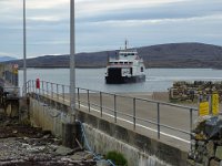 x  DSC05964  Aankomst ferry North Uist naar Leverburgh (Harris) over de Sound of Harris